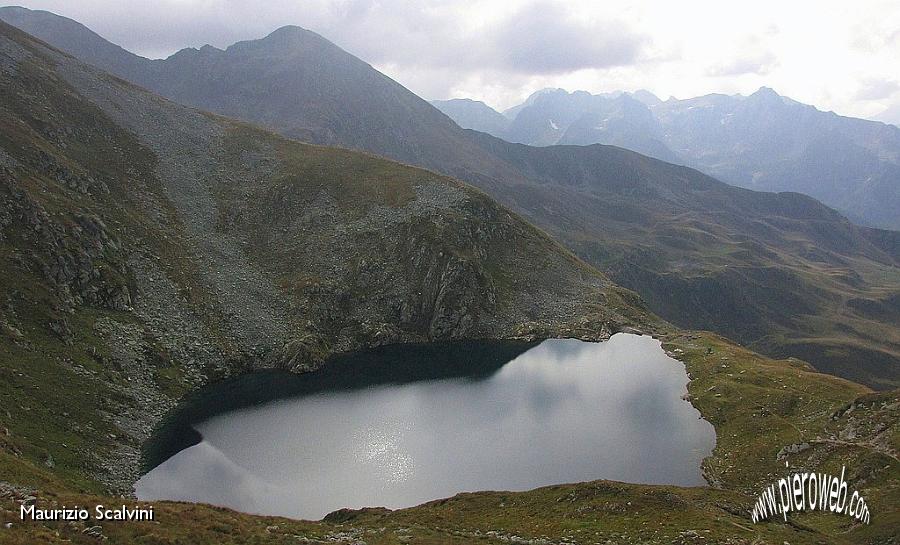 25 Passo di Valcervia. Il Lago Moro.JPG